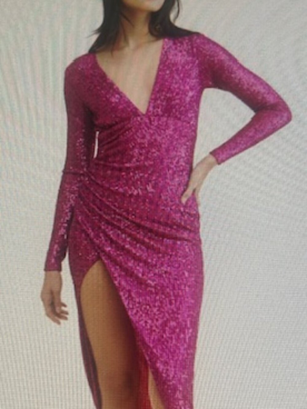 Gilner Farrar Darina Medium Pink Ruched Lined Slit V Neck Zip Sequin Dress